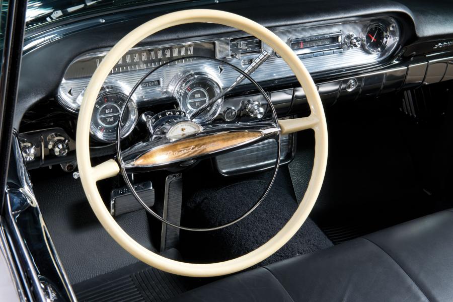 Торпедо Pontiac Star Chief Custom Bonneville Convertible (2867SDX) 1957 года  (фото 22 из 40)